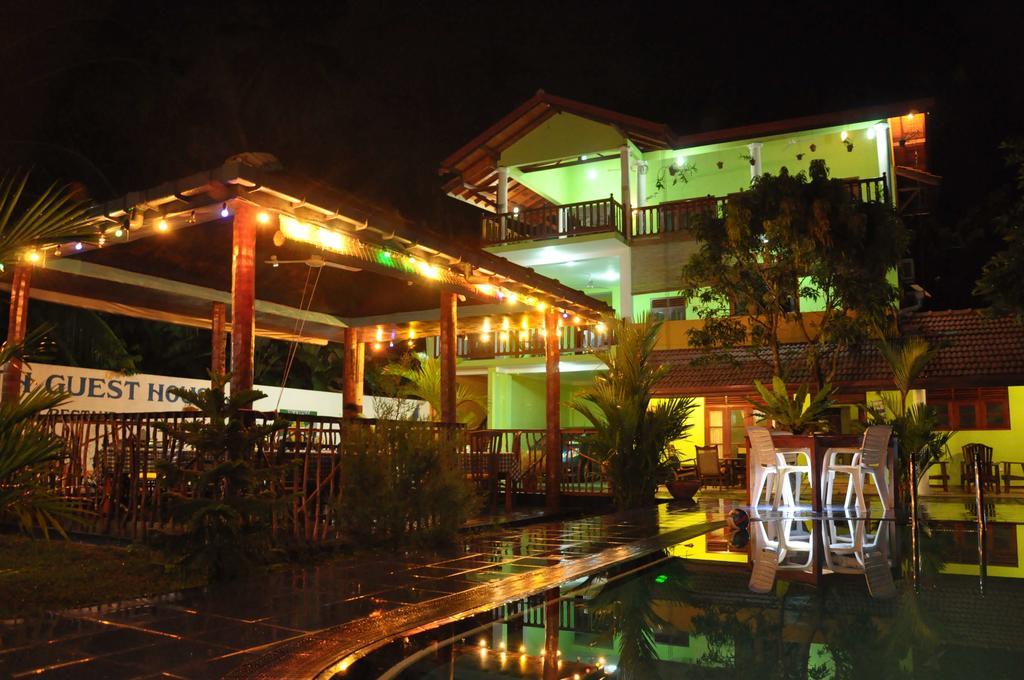 Damith Guest House Unawatuna Exteriér fotografie
